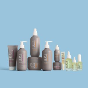 Hier word gewerkt met de luxe producten van OPI. Tevens verkooppunt.